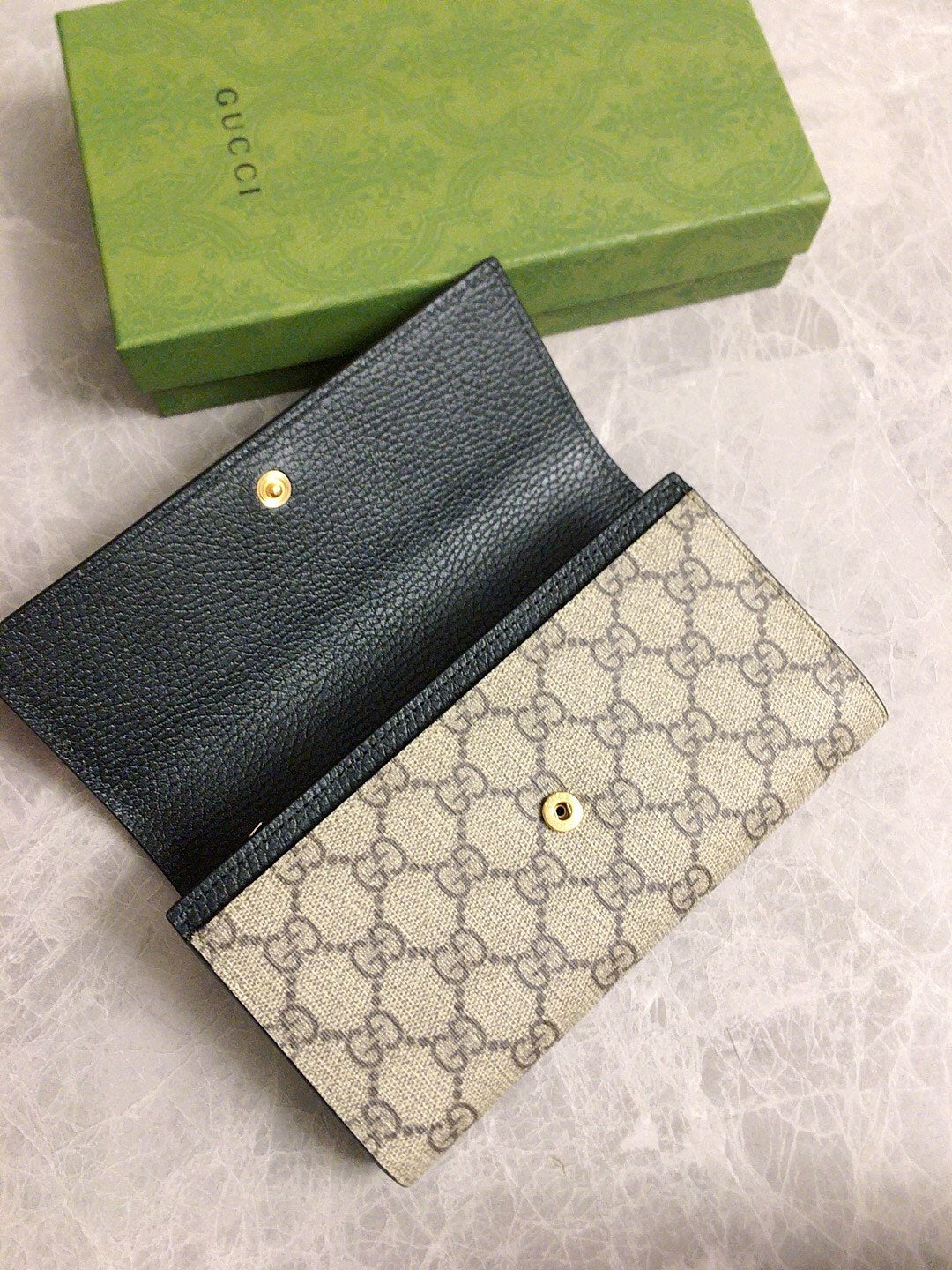 GUCCI CONTINENTAL WALLET