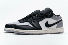 Jordan 1 Mid Smoke Grey