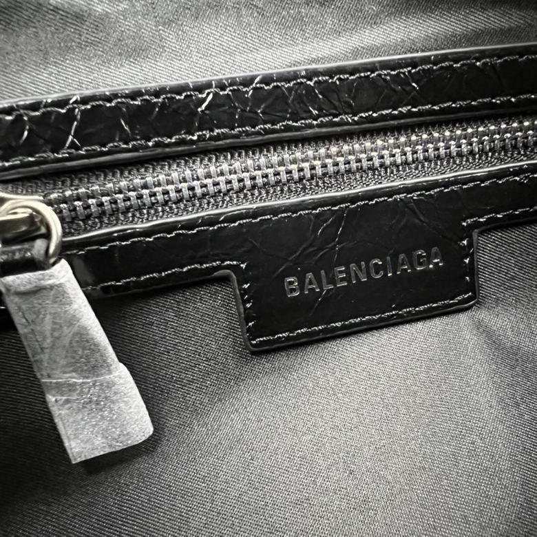 BALENCIAGA LE CAGOLE BAG SMALL