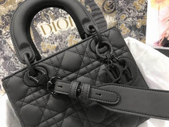 DIOR ULTRAMATTE BAG