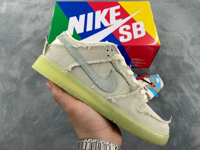 NIKE DUNK SB LOW " MUMMY "