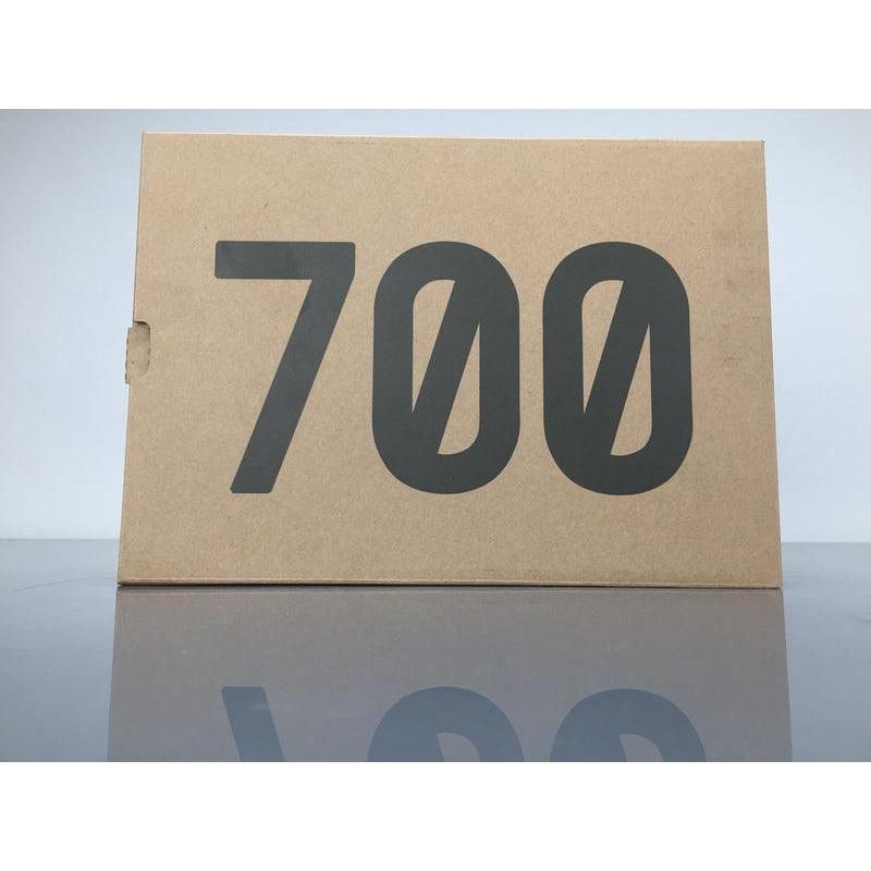 SNEAKERS YZY BOOST 700