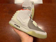 YEEZY 2 " PURE PLATINUM "