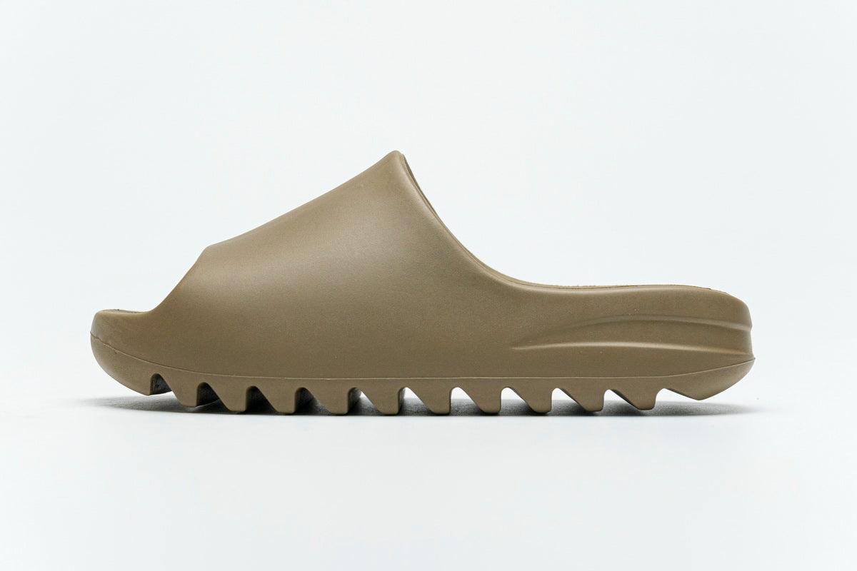 YEEZY SLIDE " CORE "