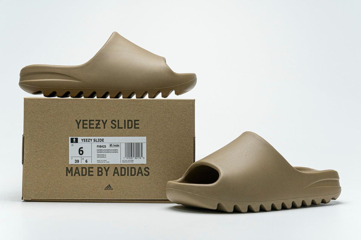 YEEZY SLIDE " CORE "