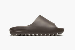 YEEZY SLIDE " SOOT "