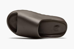 YEEZY SLIDE " SOOT "